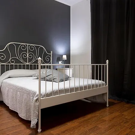 Noemi Bed & Breakfast Pisa